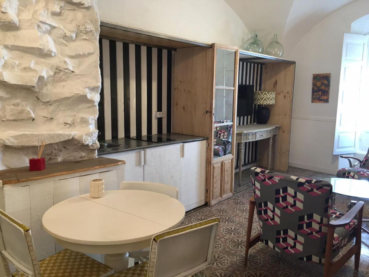 Caces Apartamentos Tukasa Vintage מראה חיצוני תמונה