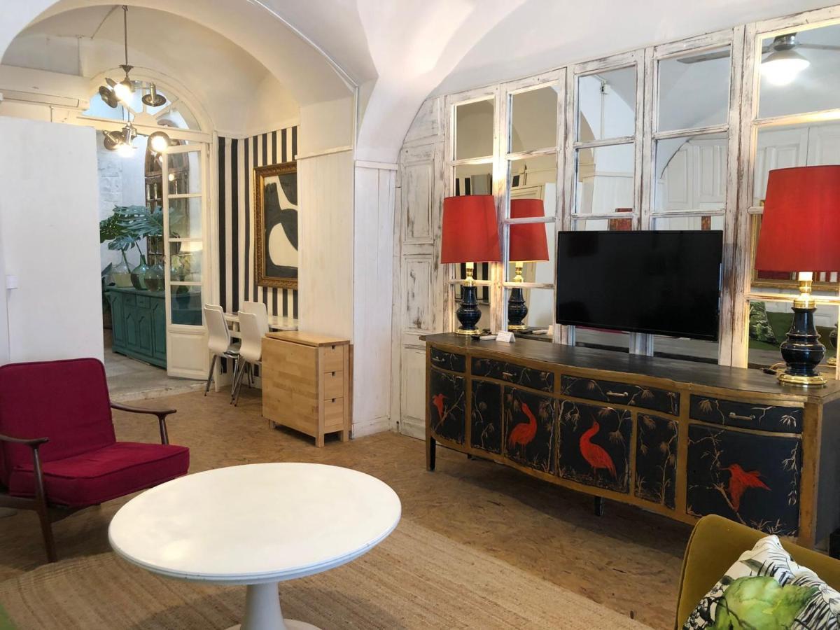 Caces Apartamentos Tukasa Vintage מראה חיצוני תמונה